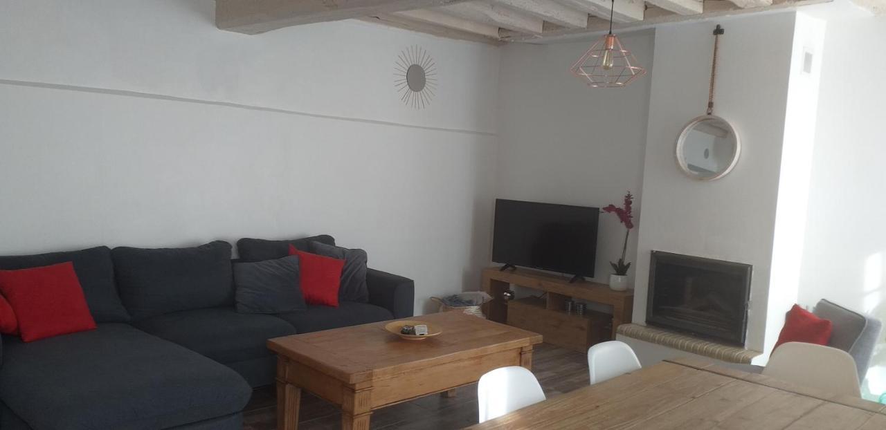 Maison cosy à Ury Extérieur photo